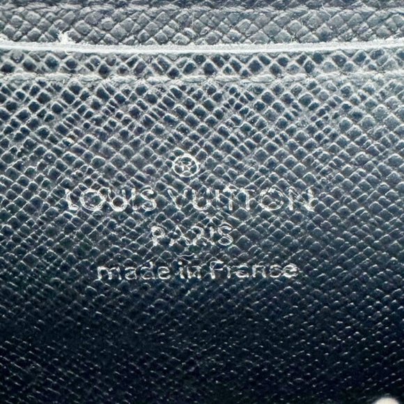 LOUIS VUITTON Louis Vuitton Zippy Coin Purse Taiga M32832 MI4187 Wallets and ... - Picture 9 of 9